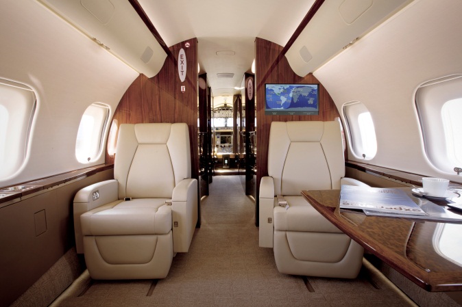 Bombardier Global 5000 cabin for Opa-locka charter